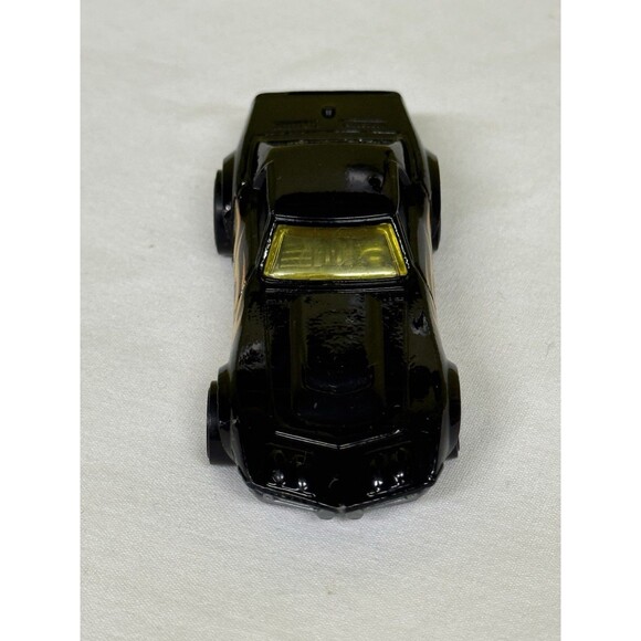 Hot Wheels '69 Corvette-Black w/Gold Graphic Flames-Muscle Car 2010 Collection - Picture 2 of 13